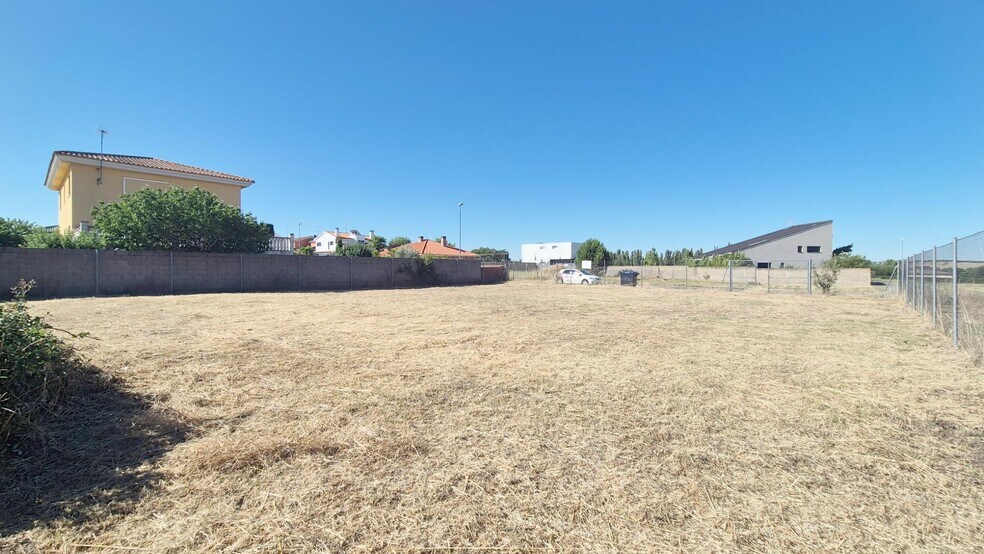 Terrain dans Villamayor, Salamanca à vendre - Photo de l’immeuble – Image 2 sur 14