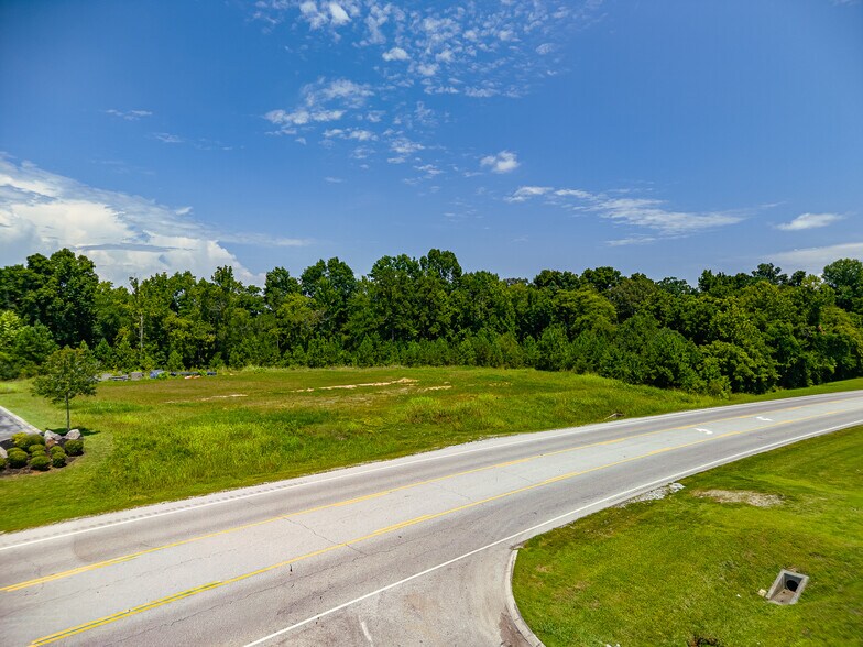 5575 Little Debbie Pky, Ooltewah, TN à vendre - Photo de l’immeuble – Image 2 sur 25