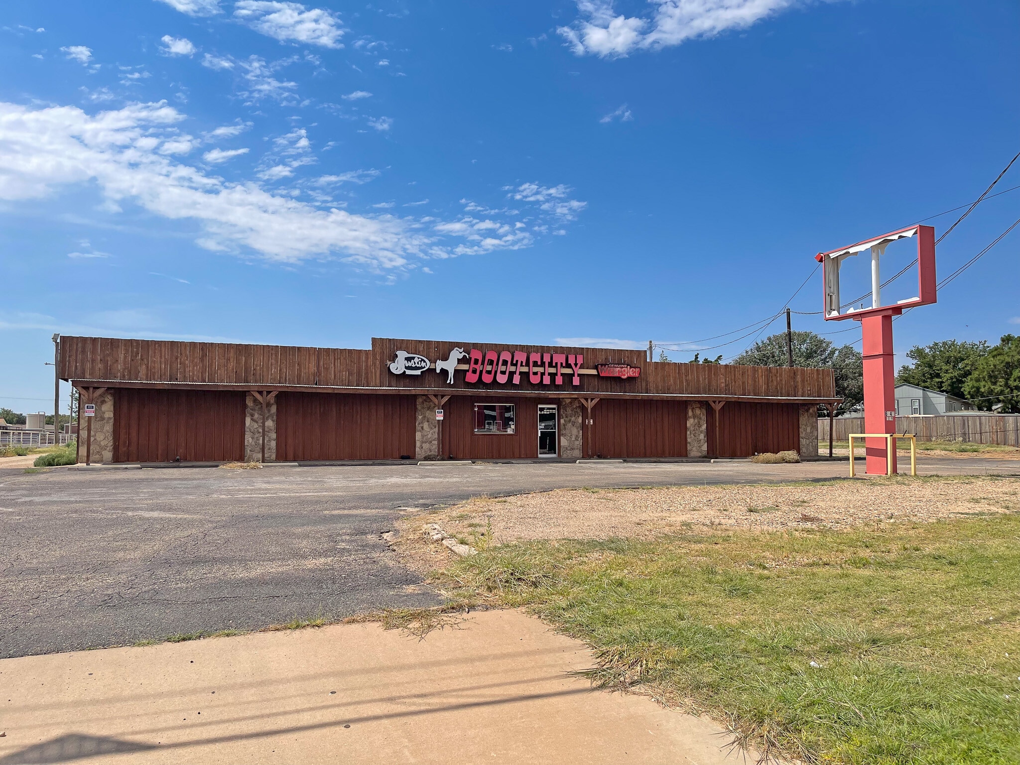 6645 19th St, Lubbock, TX à louer Photo de l’immeuble– Image 1 sur 10