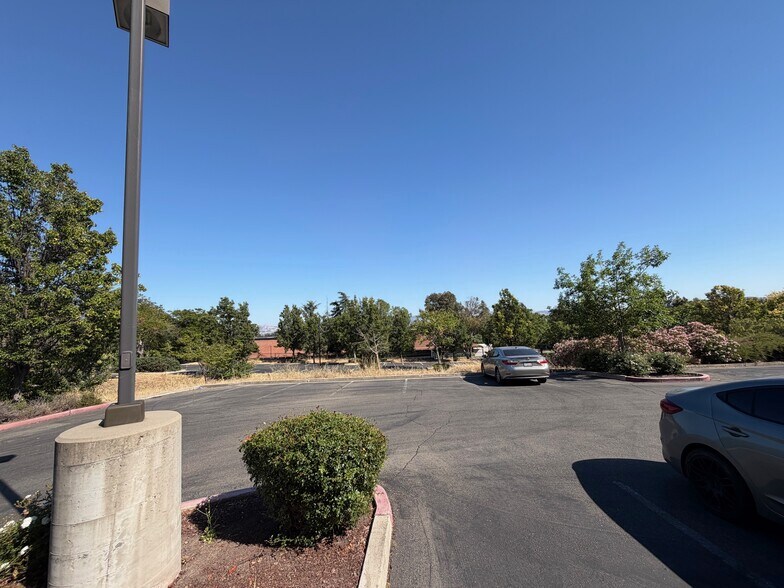 3163-3179 Independence Dr, Livermore, CA à vendre - Photo de l’immeuble – Image 3 sur 18