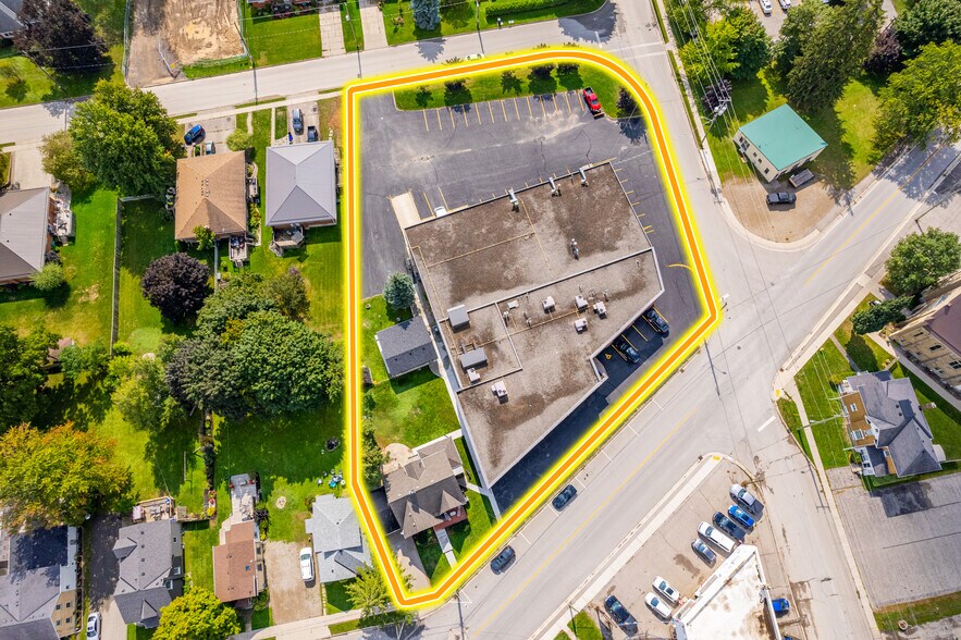101 Woodstock St S, East Zorra-Tavistock, ON à vendre - Photo de l’immeuble – Image 3 sur 19
