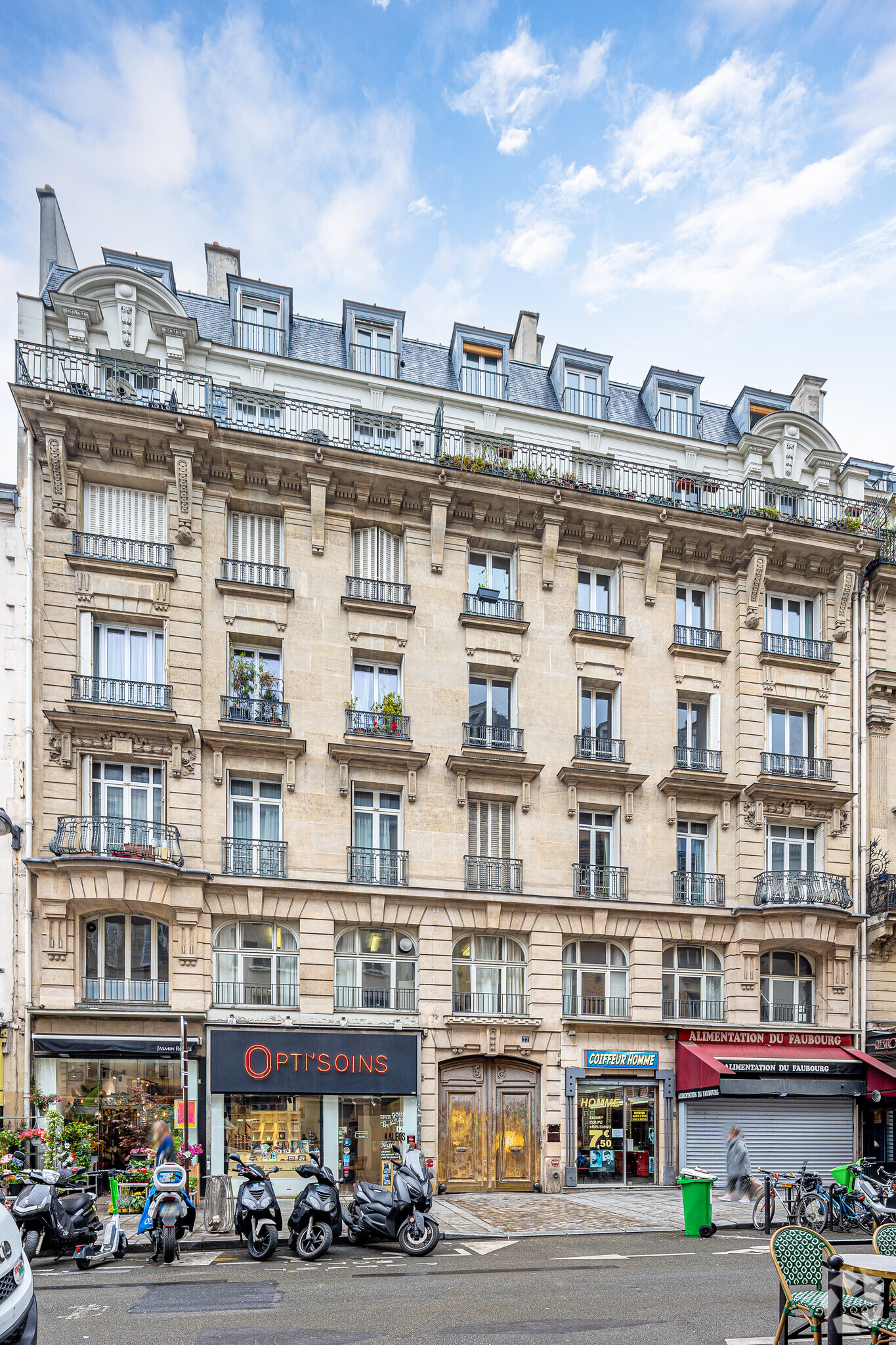 77 Rue Du Faubourg Saint-Denis, Paris à louer Photo principale– Image 1 sur 3