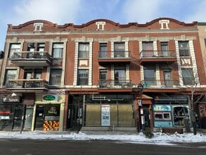 2117-2129 Du E, Mont-Royal, QC à louer Photo de l’immeuble– Image 1 sur 1