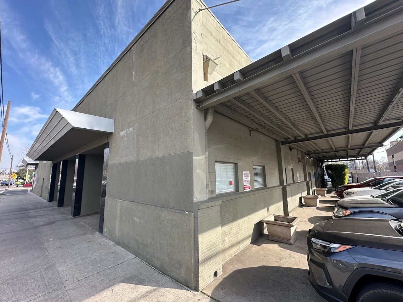 1718 H St, Modesto, CA à louer Photo principale– Image 1 sur 8