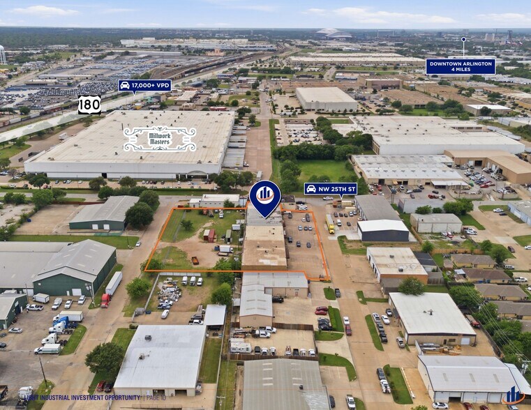 2457 NW Dallas St, Grand Prairie, TX à vendre - Photo principale – Image 1 sur 11