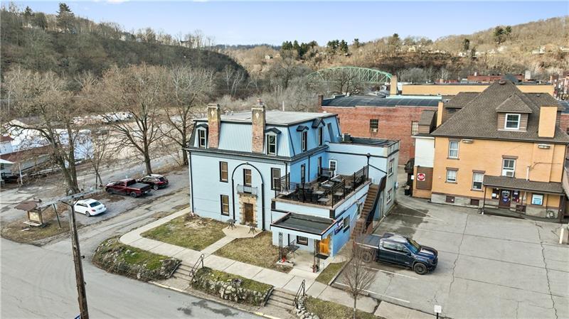 85 1st St, Leechburg, PA à vendre - Photo de l’immeuble – Image 3 sur 46