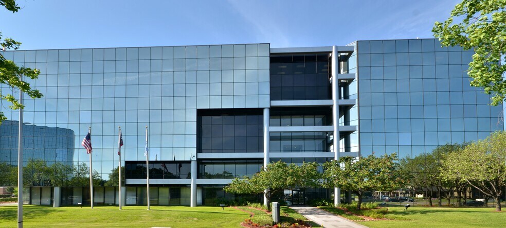 11000 Richmond Ave, Houston, TX à louer - Photo de l’immeuble – Image 3 sur 7