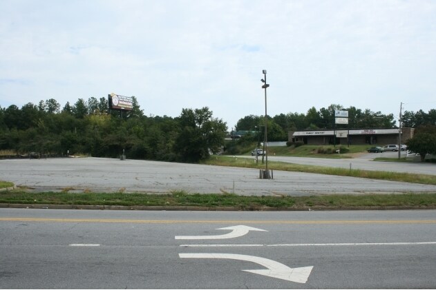 5251 Sidney Simons Blvd, Columbus, GA à vendre - Photo de l’immeuble – Image 1 sur 5