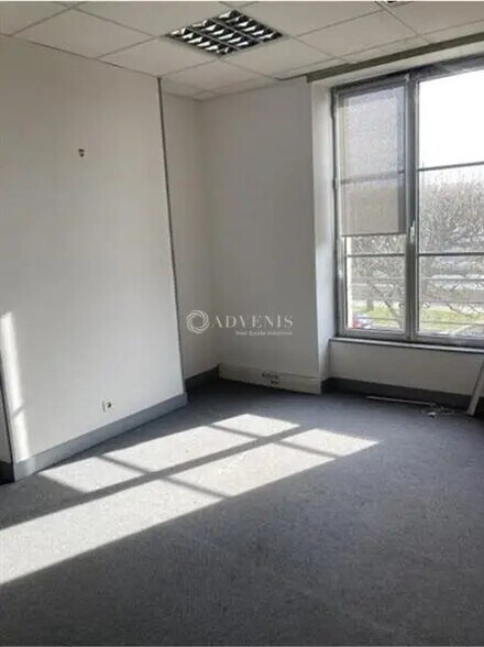 Bureau dans Blois à vendre - Photo de l’immeuble – Image 2 sur 6