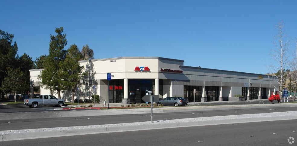 26635 Valley Center Dr, Santa Clarita, CA à louer - Photo principale – Image 1 sur 3