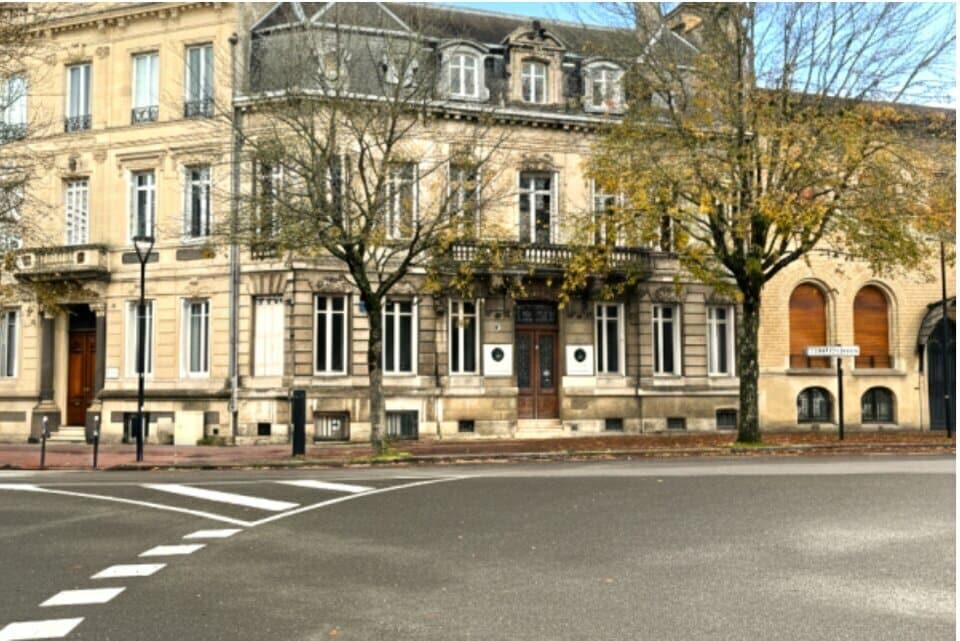 78 Avenue Carnot, Bordeaux à louer Photo de l’immeuble– Image 1 sur 13