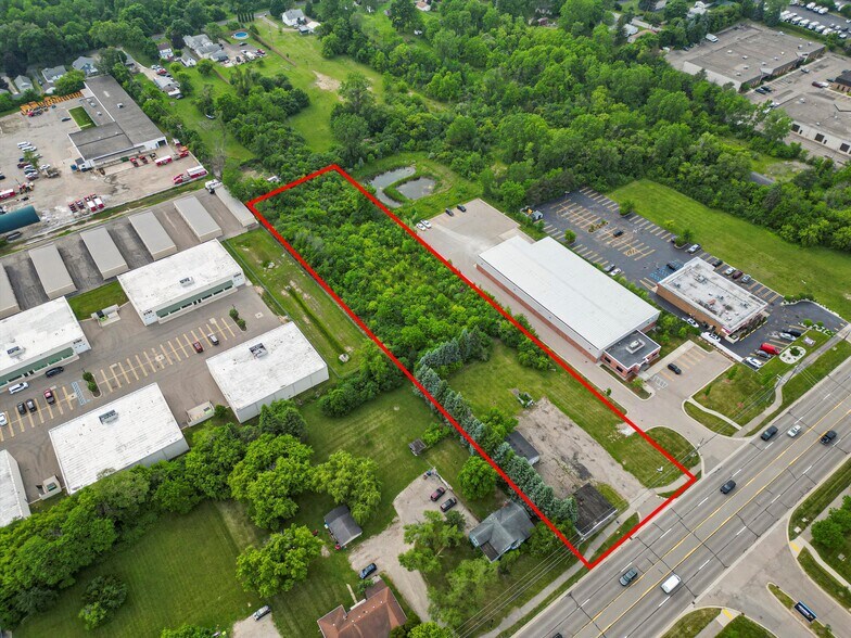 2137 Opdyke Rd, Auburn Hills, MI à vendre - Aérien – Image 2 sur 14