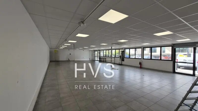 Local d’activités dans Aix-en-Provence à louer - Photo intérieure – Image 3 sur 3