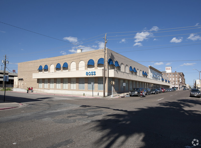 315 E 12th St, Brownsville, TX à louer - Photo de l’immeuble – Image 2 sur 8