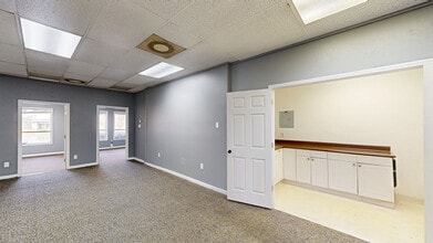 2111 W March Ln, Stockton, CA à louer Numérisation 3D Matterport– Image 1 sur 7