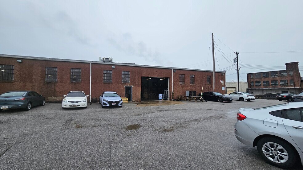 1820 Worcester St, Baltimore, MD à louer - Photo de l’immeuble – Image 1 sur 9
