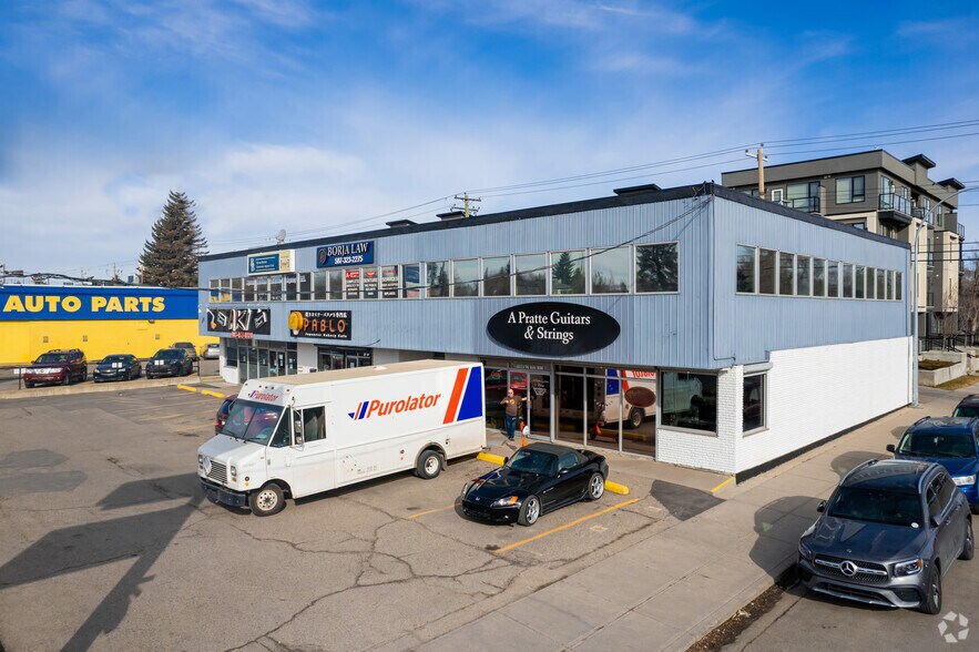 602A 16 Av NW, Calgary, AB à louer - Photo principale – Image 2 sur 7