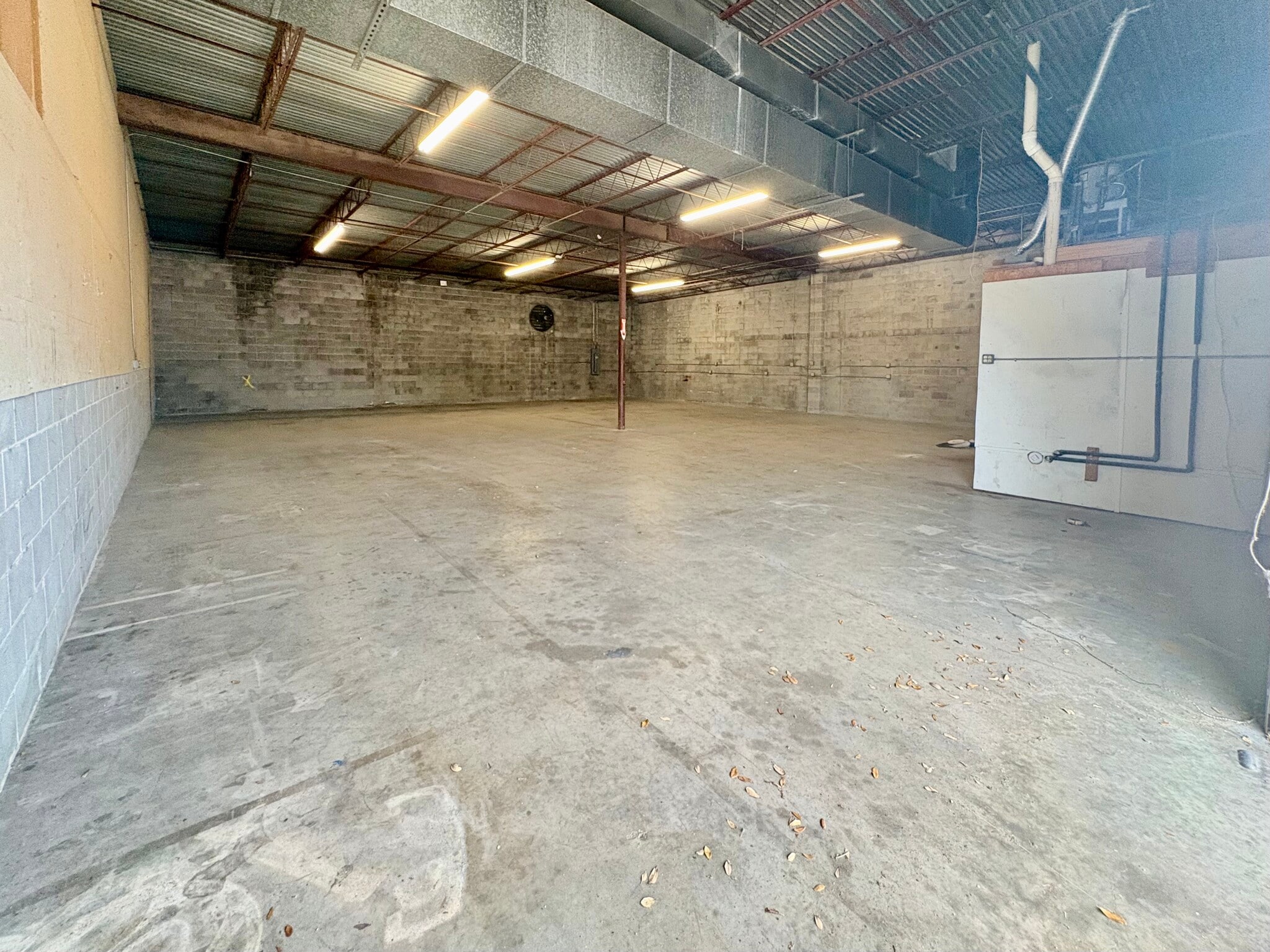9361 Winkler Dr, Houston, TX à louer Photo intérieure– Image 1 sur 4