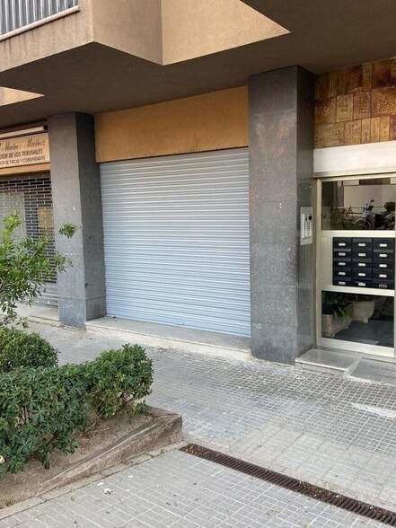 Carrer de Josep Umbert, 132, Granollers, Barcelona à vendre - Photo de l’immeuble – Image 3 sur 4