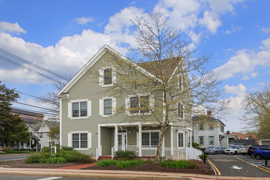 12 Robbins Pky, Toms River, NJ à vendre - Photo de l’immeuble – Image 2 sur 24