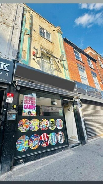 218 Wolverhampton St, Dudley à louer - Photo de l’immeuble – Image 2 sur 7