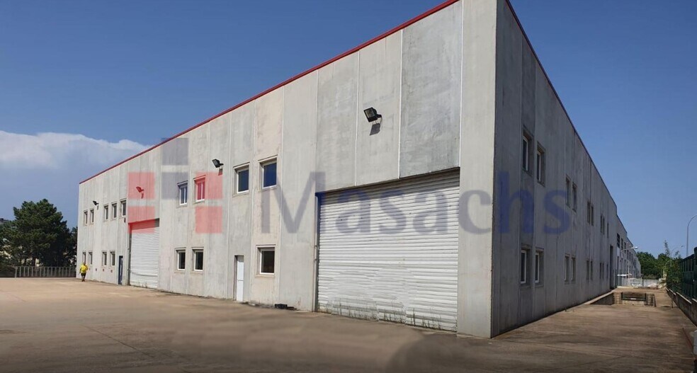 Industriel/Logistique dans Sils, Gerona à vendre - Photo principale – Image 1 sur 6