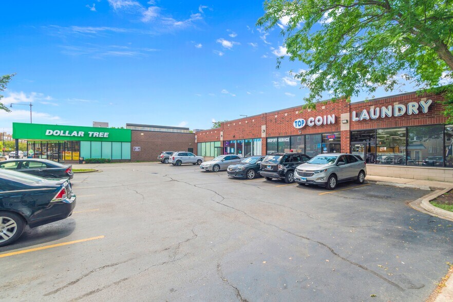 4916-4926 N Pulaski Rd, Chicago, IL à louer - Photo de l’immeuble – Image 1 sur 9