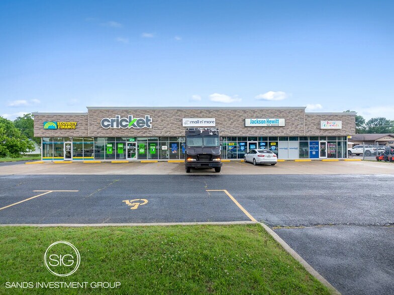 1021 1st St, Kennett, MO à vendre - Photo de l’immeuble – Image 1 sur 5