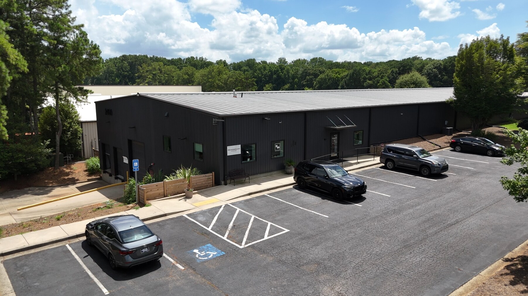 2460 Industrial Park Blvd, Cumming, GA à vendre Photo principale– Image 1 sur 11