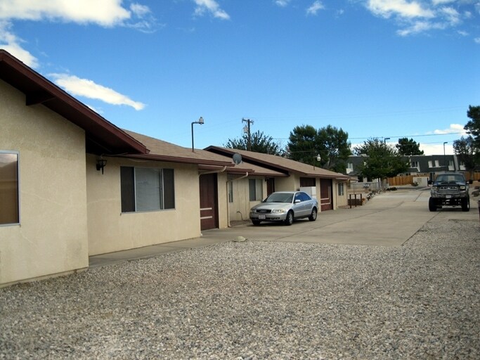 56190 Papago Trl, Yucca Valley, CA à vendre - Photo de l’immeuble – Image 2 sur 8