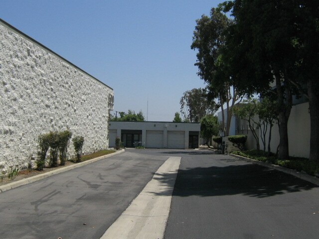 1495 W 9th St, Upland, CA à louer - Photo de l’immeuble – Image 3 sur 14