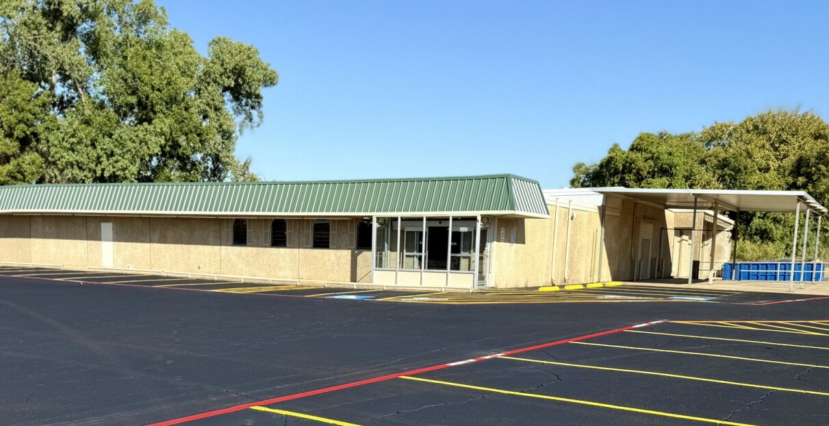 6005 W Pioneer Pky, Arlington, TX à vendre Photo principale– Image 1 sur 5