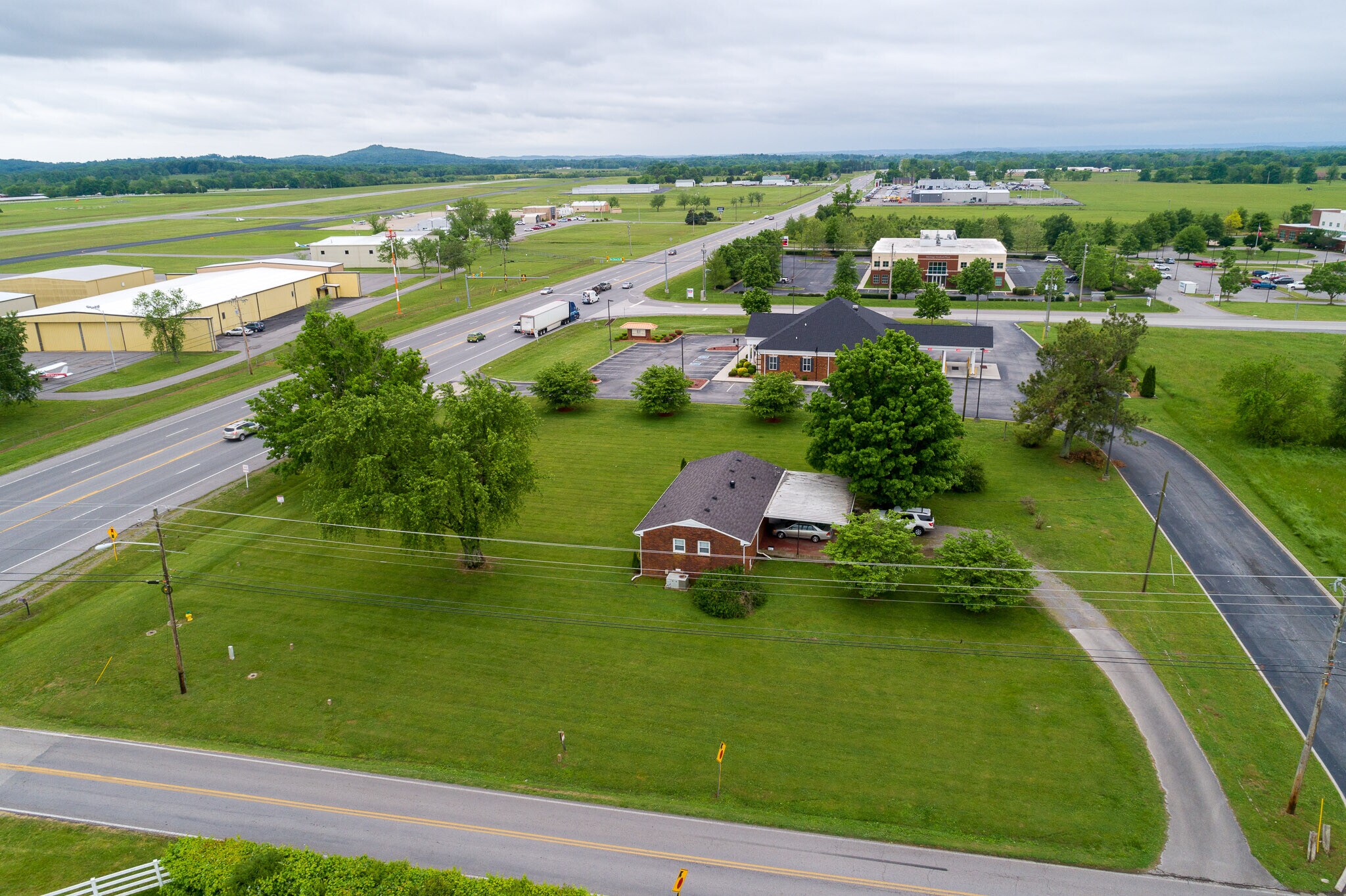 2843 US-231, Shelbyville, TN à vendre Photo de l’immeuble– Image 1 sur 12