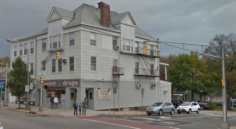 656-660 Bloomfield Ave, Verona, NJ à louer - Photo de l’immeuble – Image 2 sur 8