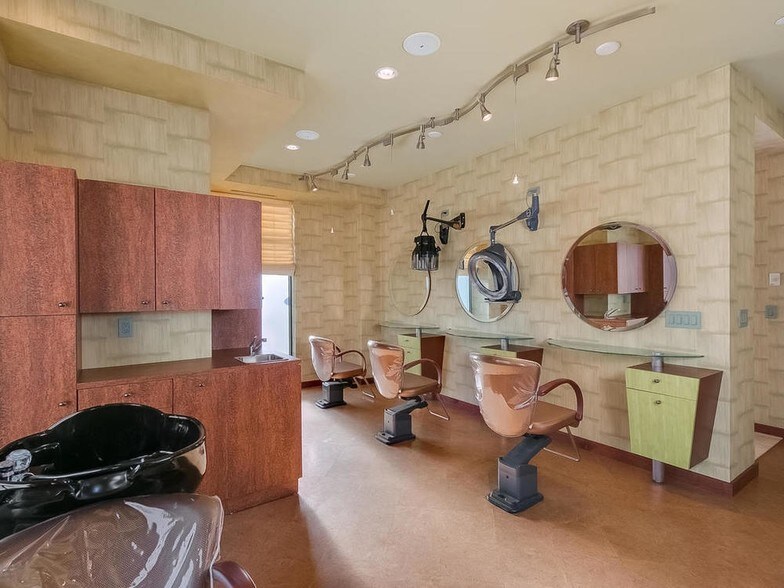 4100 Spring St, Spring Park, MN à louer - Photo intérieure – Image 2 sur 25