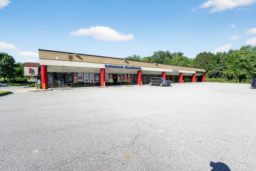 7304 Parkway Dr, Hanover, MD à louer - Photo de l’immeuble – Image 2 sur 8