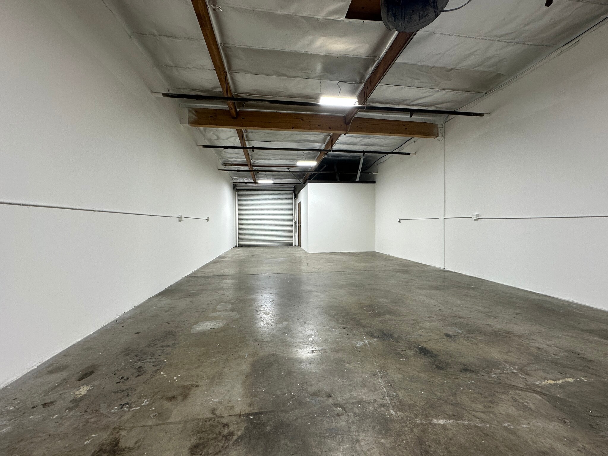 7272 Saturn Dr, Huntington Beach, CA à louer Photo intérieure– Image 1 sur 5