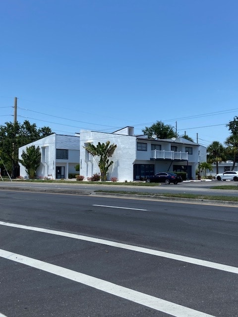 2015 S Tuttle Ave, Sarasota, FL à louer Photo intérieure– Image 1 sur 11