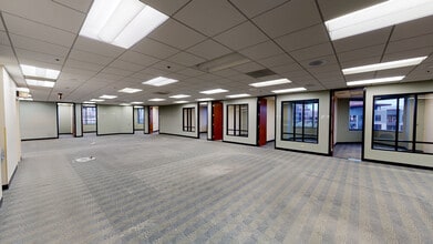 3753-3993 Howard Hughes Pky, Las Vegas, NV à louer Photo intérieure– Image 1 sur 16