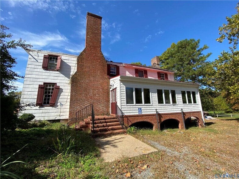 8373 Mary Ball Rd, Lancaster, VA à vendre - Photo de l’immeuble – Image 2 sur 4