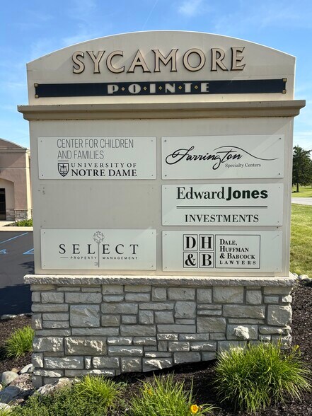 Sycamore Pointe Office Park portefeuille de 2 biens à vendre sur LoopNet.fr - Photo de l’immeuble – Image 3 sur 71