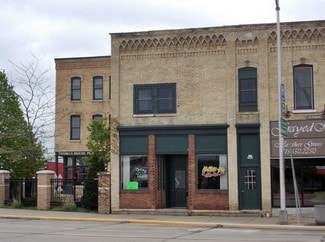 Plus de détails pour 107 S Central Ave, Marshfield, WI - Local commercial à vendre