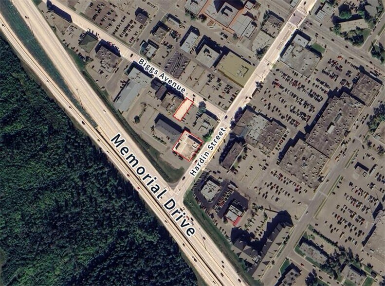 9911 Biggs Av, Fort McMurray, AB à vendre - Photo de l’immeuble – Image 2 sur 2