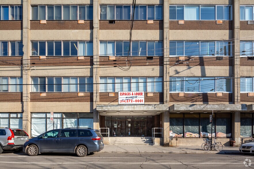 5425 Av Casgrain, Montréal, QC à louer - Photo de l’immeuble – Image 2 sur 7