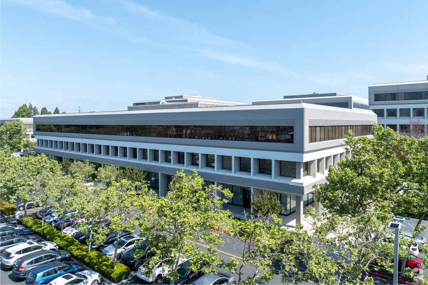 2560 N 1st St, San Jose, CA à louer - Photo principale – Image 1 sur 24