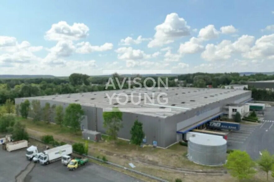 Industriel/Logistique dans Le Meux à louer - Photo de l’immeuble – Image 3 sur 9