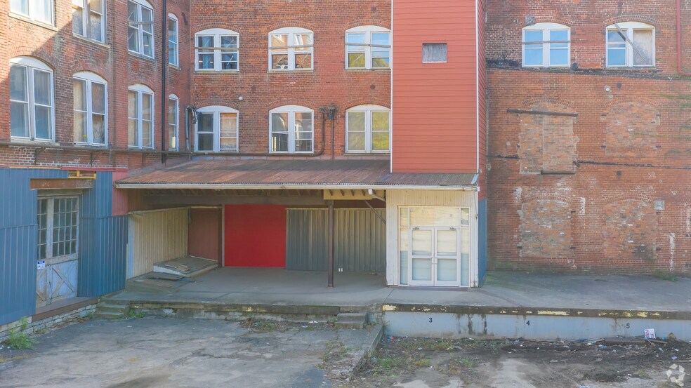 1275 Budd St, Cincinnati, OH à louer - Photo de l’immeuble – Image 2 sur 18
