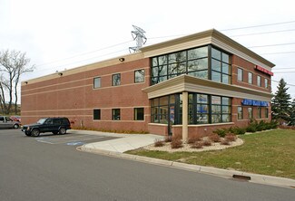 Plus de détails pour 2597-2599 N Cleveland Ave, Roseville, MN - Local d'activités à louer