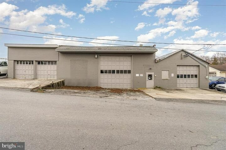 122 Beech St, Carlisle, PA à louer - Photo de l’immeuble – Image 2 sur 40