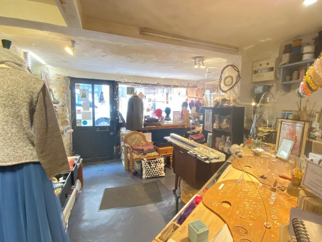 12 Rue Trousseau, Paris à vendre Photo intérieure– Image 1 sur 7